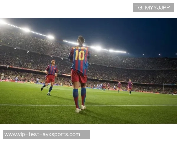 小罗与足球巨星们的精彩对决回顾与传奇瞬间分享